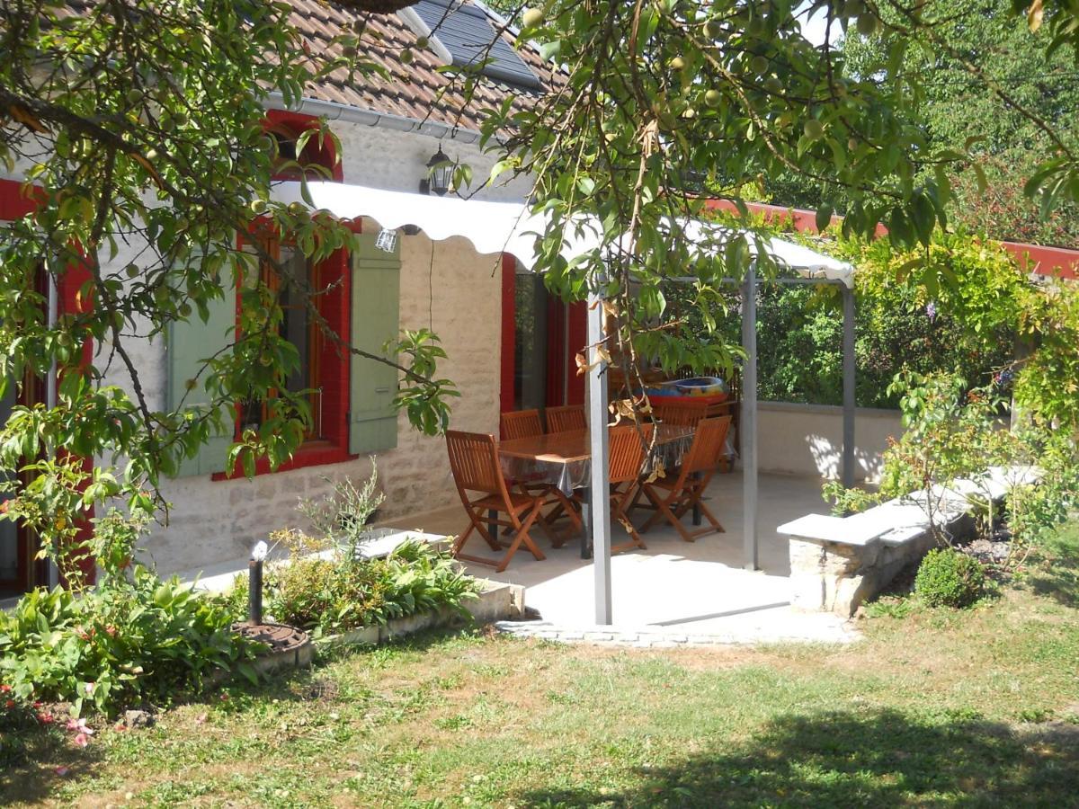 Gite 3 Etoiles "Entre Sources Et Riviere" Besancon Vaire-le-Grand Exterior photo
